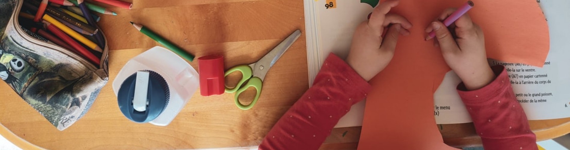 valentines craft 1900x500 new.jpg